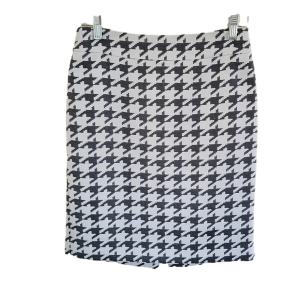 Banana Republic Houndstooth Knit Pencil Skirt-Size 6
